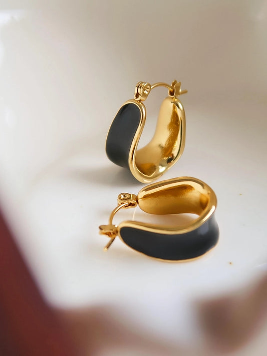 Candide Black Classic Hoop Earring