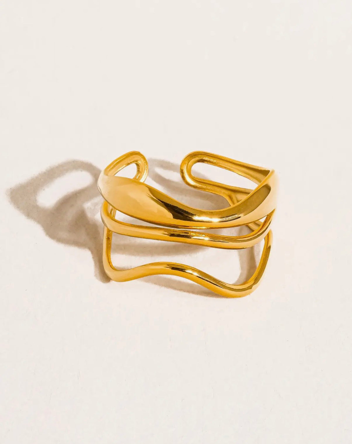 Ozzy Abstract Ring