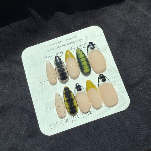 Moss Scale Nails